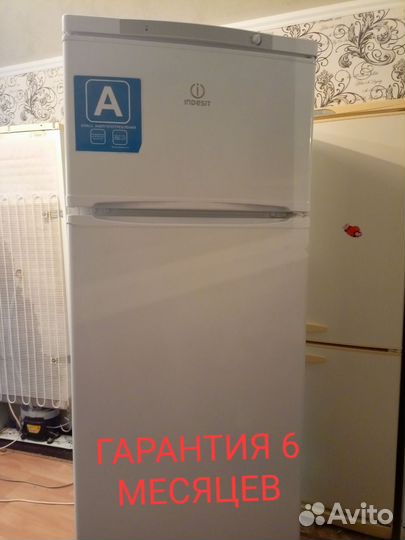 Холодильник indesit st167.028