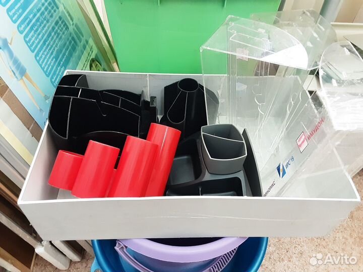 Канцелярия Калькулятор Дырокол Степлер Подставки