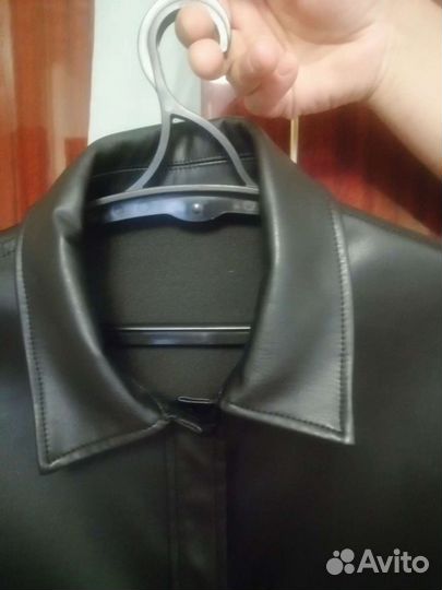 Куртка кожаная женская