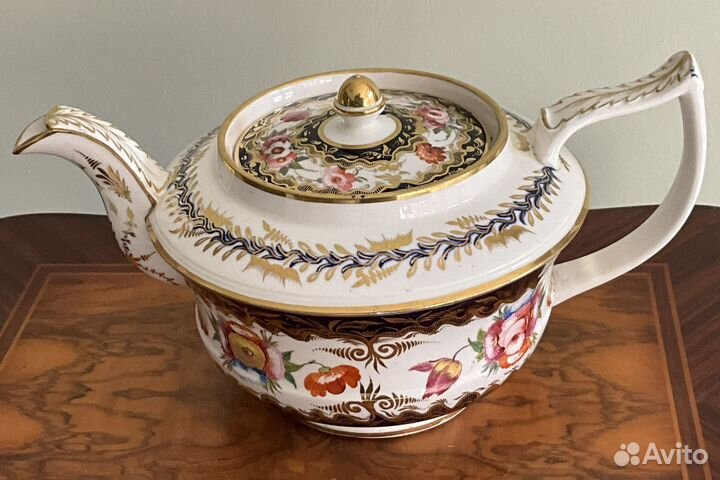 Антикварный чайник. Англия