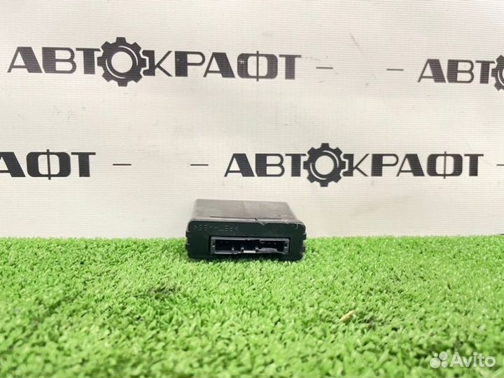 Блок управления Toyota Land Cruiser Prado GRJ150