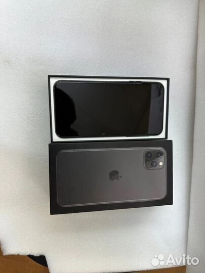 iPhone 11 Pro Max, 64 ГБ