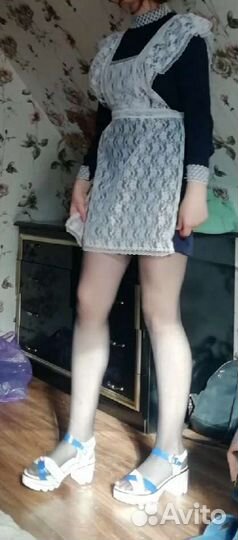 Школьный сарафан с белым фартуком