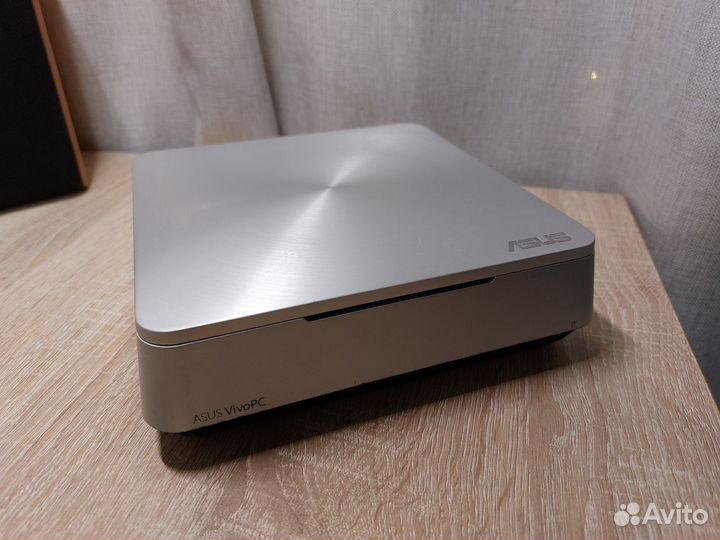 Неттоп Asus VM40B