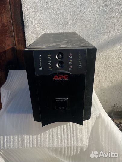 Ибп APC Smart-UPS 1500