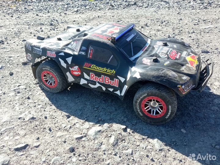 Traxxas slash 4*4