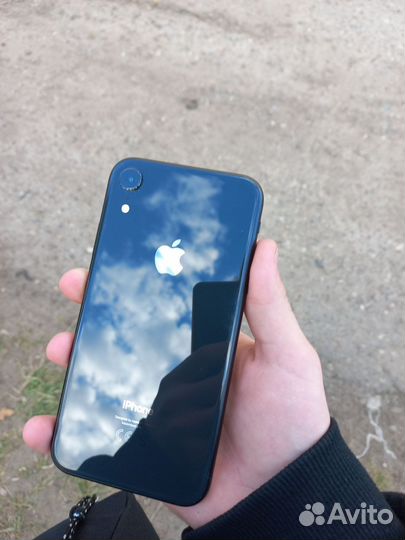 Телефон iPhone Xr