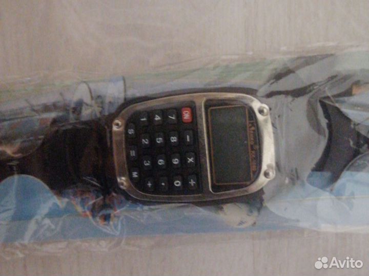 Часы с калькулятором