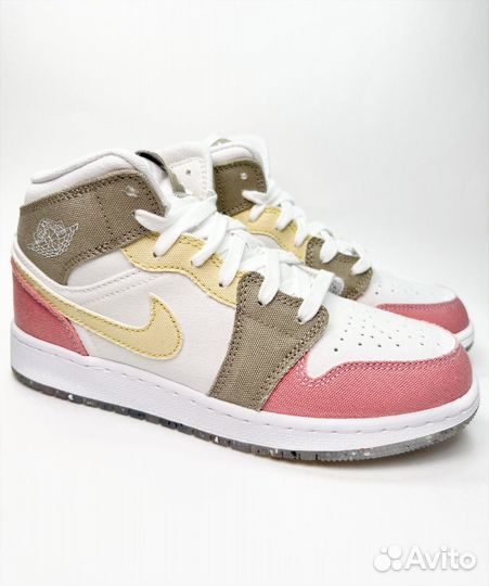 Nike Air Jordan 1 Mid SE Pastel Vivid Green Grind