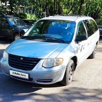 Chrysler Town & Country 3.3 AT, 2005, 236 800 км, с пробегом, цена 560 000 руб.