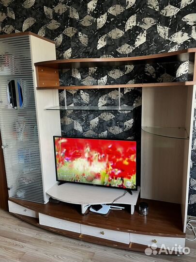 Стенка в гостиную