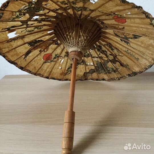 Старинный японский зонтик