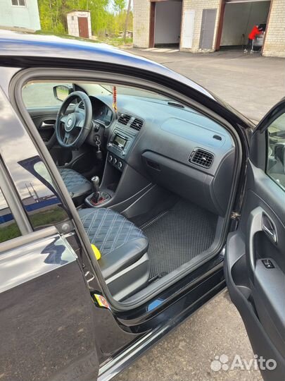 Volkswagen Polo 1.6 МТ, 2011, 189 000 км