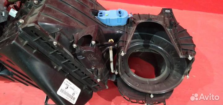 Корпус печки Фольксваген Туарег в сборе датчики