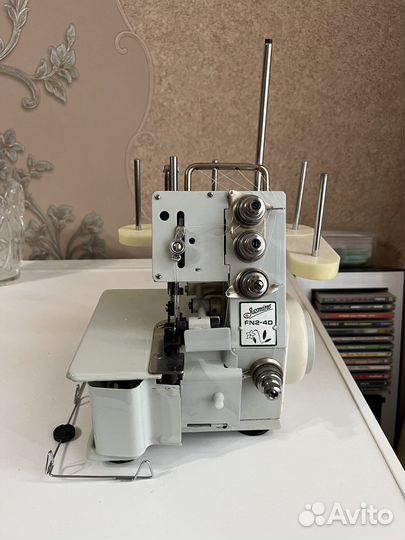 Оверлок для швейной машины