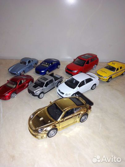 Машинки металлические