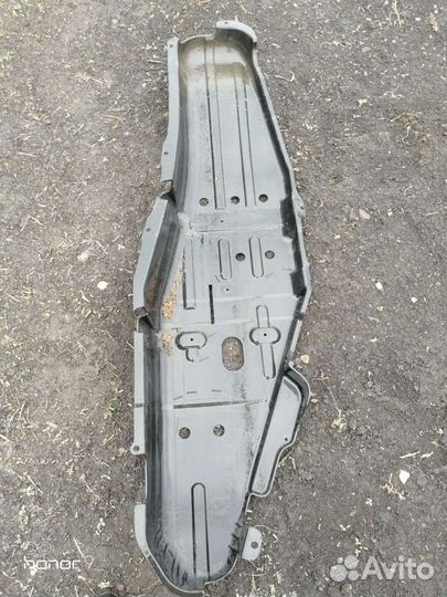 Защита бака плостмасс на митсубиси Паджеро 4