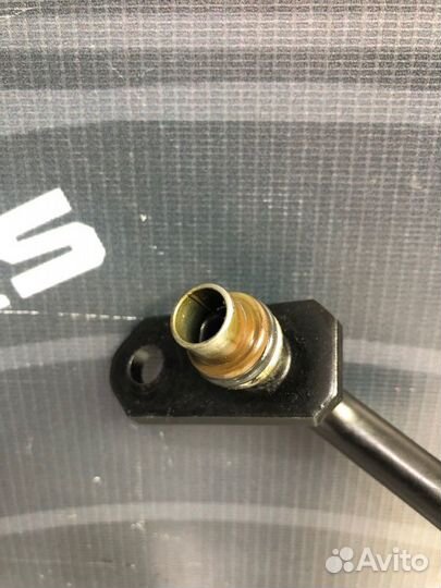 Шланг масляный Audi A6 C6 AUK 2005