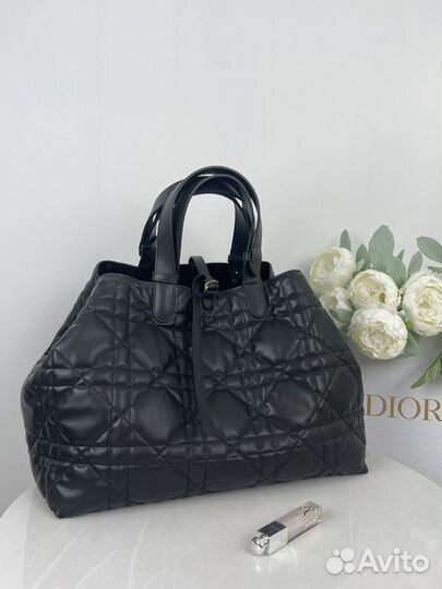 Сумка Dior Toujours большой формат, черная