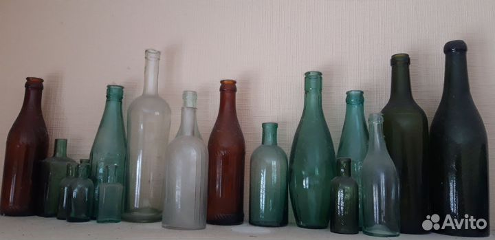 Старинные бутылки пузырьки