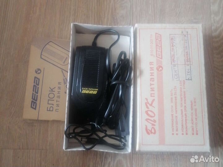 Блок питания 3v либо 5v