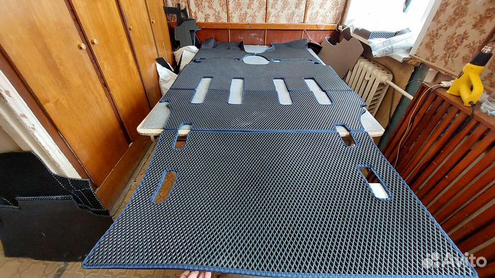 Коврики на Chrysler voyager dodge caravan