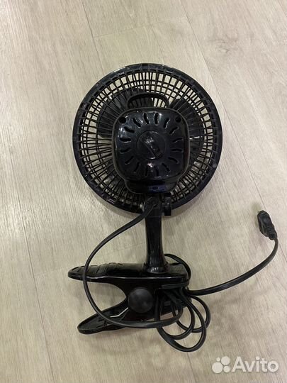 Вентилятор настольный Polaris