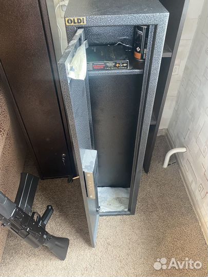 Оружейный сейф