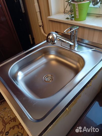 Тумба с раковиной для кухни со смесителем