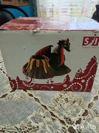 Подсвечник с драконом