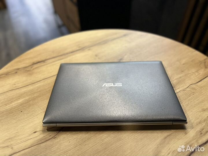 Ультрабук Asus