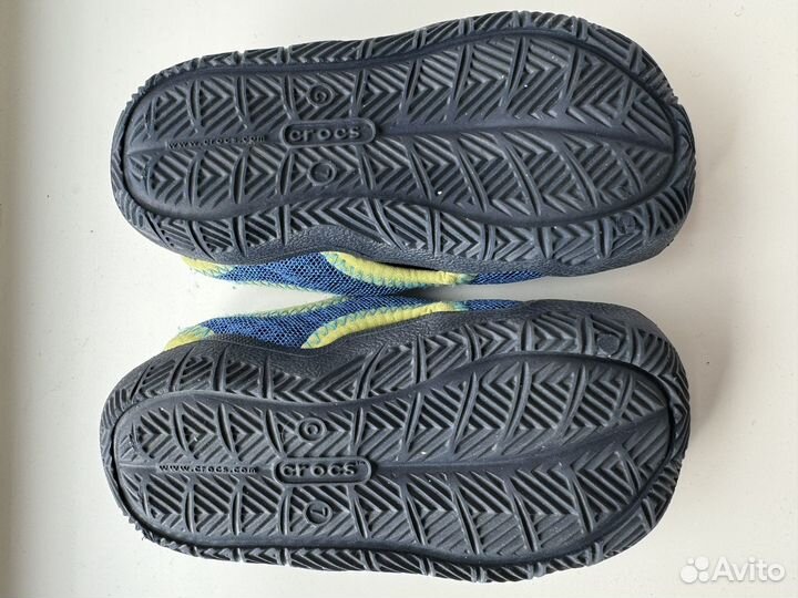 Сандали аквасоки crocs c7