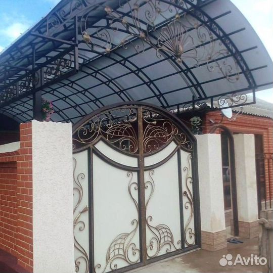 Навесы кованные из поликарбоната