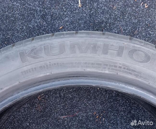 Kumho Ecsta LE Sport KU39 225/45 R19 и 225/45 R19 94Y