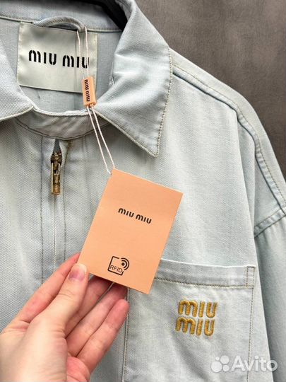 Джинсовая куртка Miu Miu оверсайз голубая