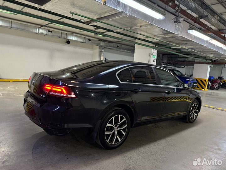 Volkswagen Passat 1.4 AMT, 2017, битый, 136 229 км