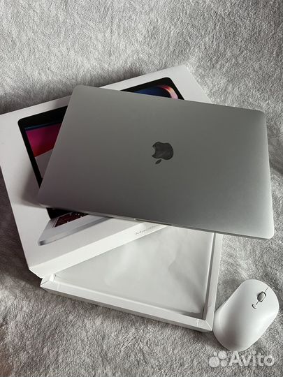 Apple MacBook Pro 13 М2 (2022)