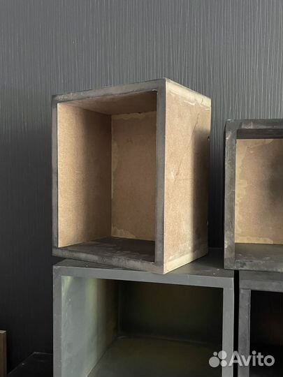 Полки для дома, салона, барбершопа