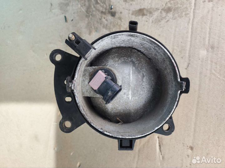 Mercedes Actros MP4 NEW птф правая целая оригинал