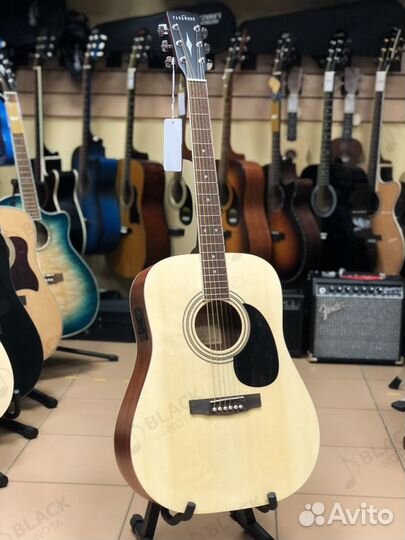 Электроакустическая гитара новая Parkwood W81E-OP