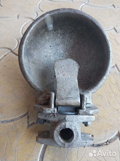 Чугунная автопоилка