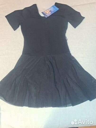 Гимнастический купальник с юбкой