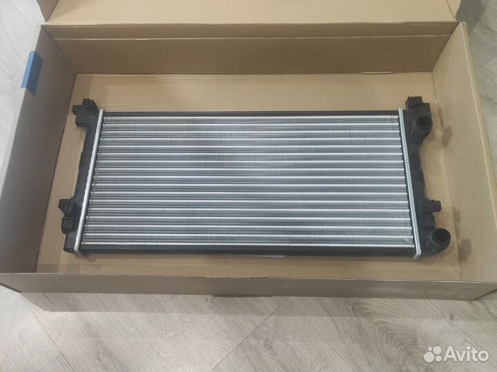 Радиатор охлаждения на skoda fabia