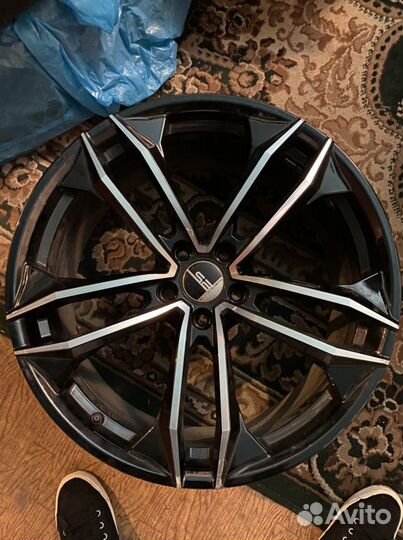 Кованые диски R20 Mercedes