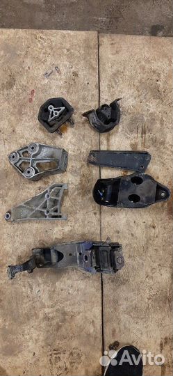 Крепление двигателя Daewoo Nexia Chevrolet Ланос