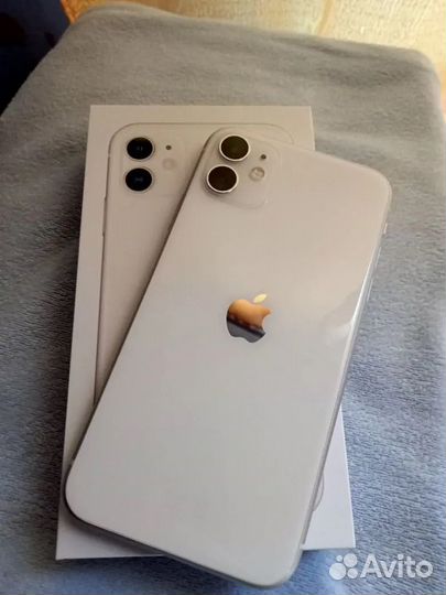 iPhone 11, 64 ГБ