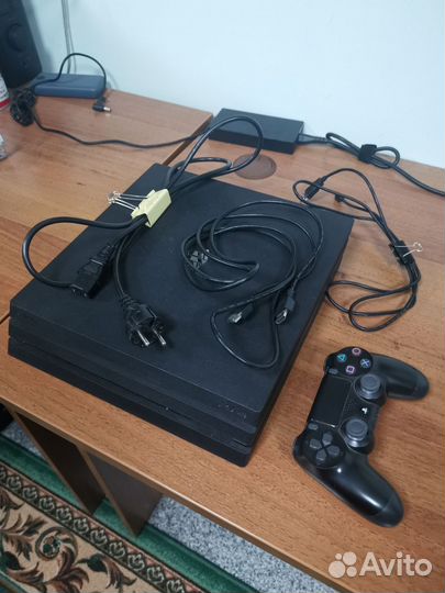 Sony Playstation 4 Pro (PS4 Pro)