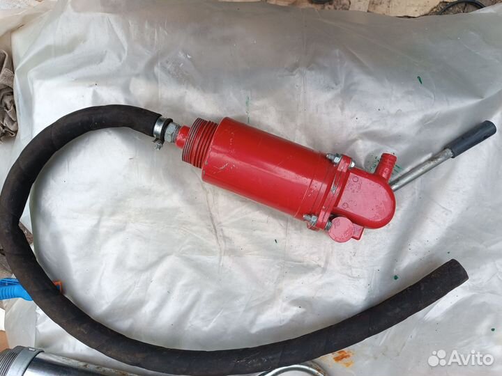 Насос для перекачки масла из бочки бу