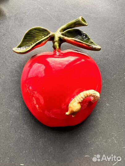 Винтажная брошь Original by Robert