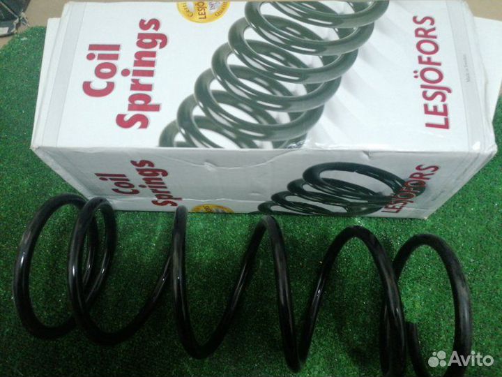 Пружина передняя Nissan Sunny Almera